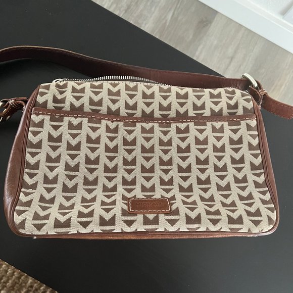 Michael Kors Matching Handbag & Wallet - Picture 7 of 11